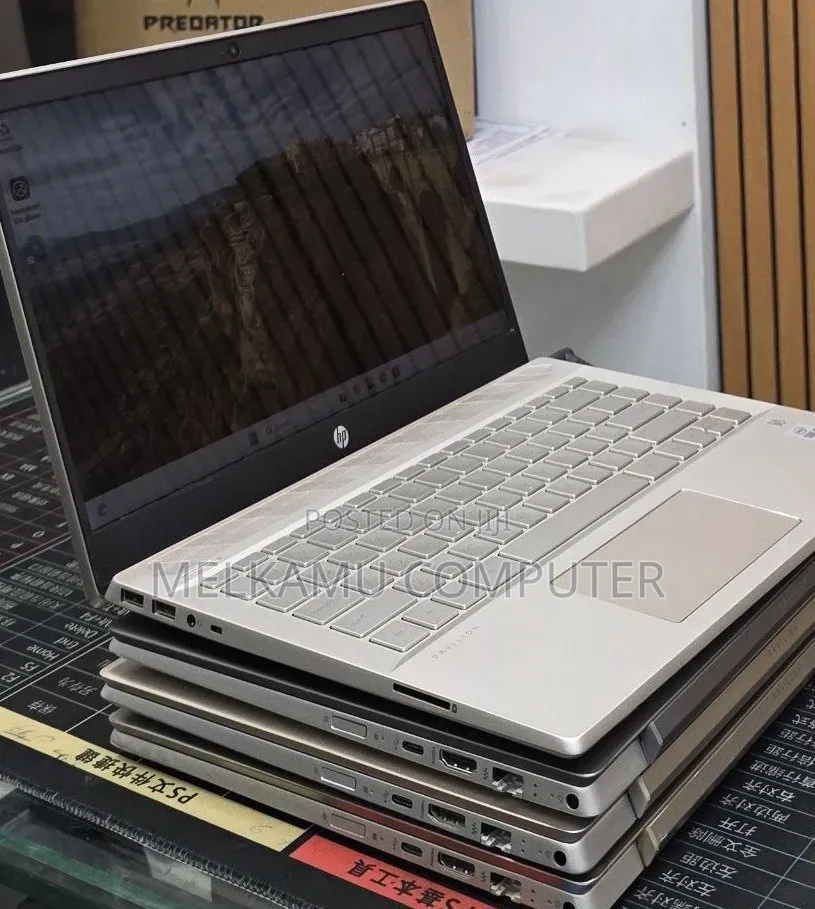 New Laptop HP Pavilion 14 16GB Intel Core i5 SSD 512GB