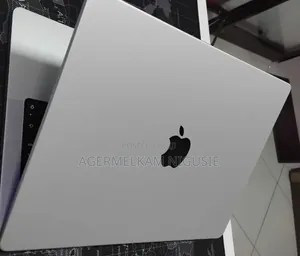 New Laptop Apple MacBook Air 2025 M4 16GB Intel Core Ultra 7 SSD 512GB
