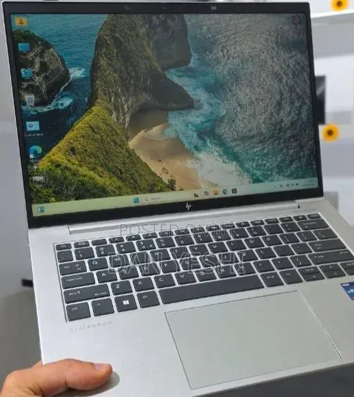 New Laptop HP EliteBook 840 G9 16GB Intel Core i7 SSD 512GB