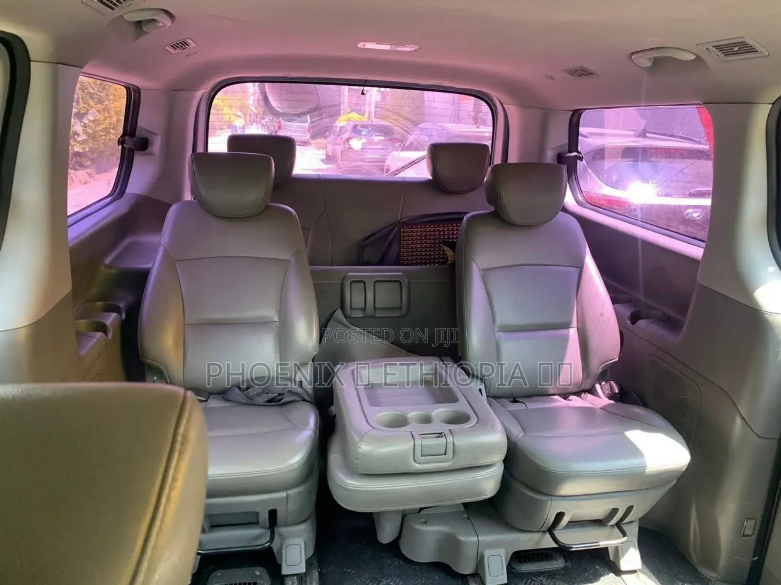 Hyundai H200 2016 Silver