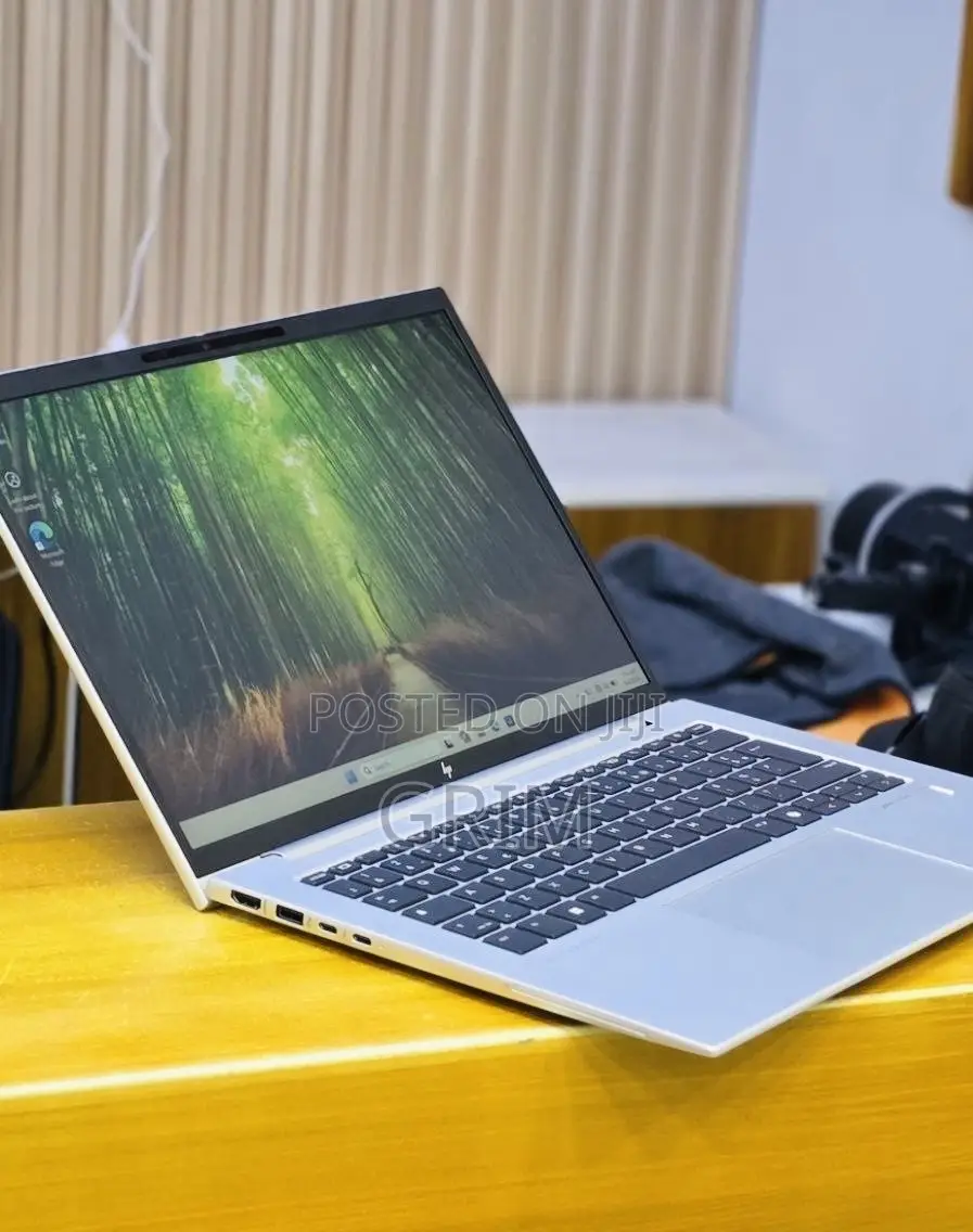 New Laptop HP EliteBook 840 16GB Intel Core M SSD 512GB