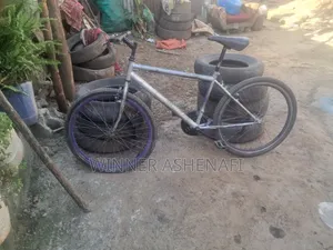 ሳይክል የሚሸጥ ፎኔክስ