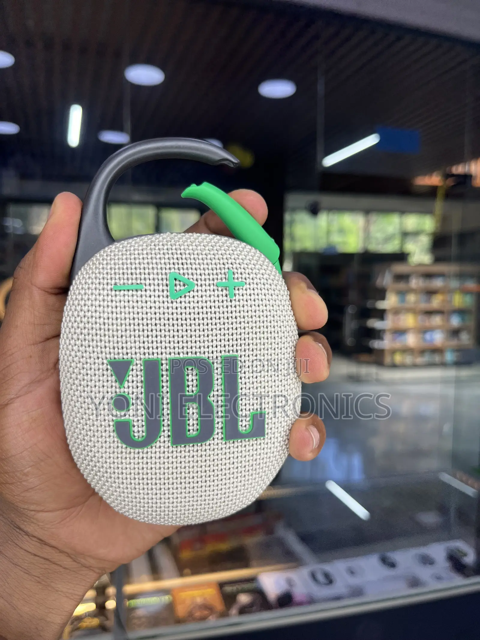 JBL Clip 5 Portable Waterproof Bluetooth Speaker (Bluetooth 5.3, )