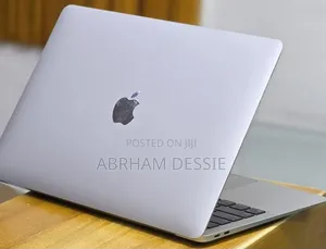 New Laptop Apple 8GB Apple M1 SSD 256GB