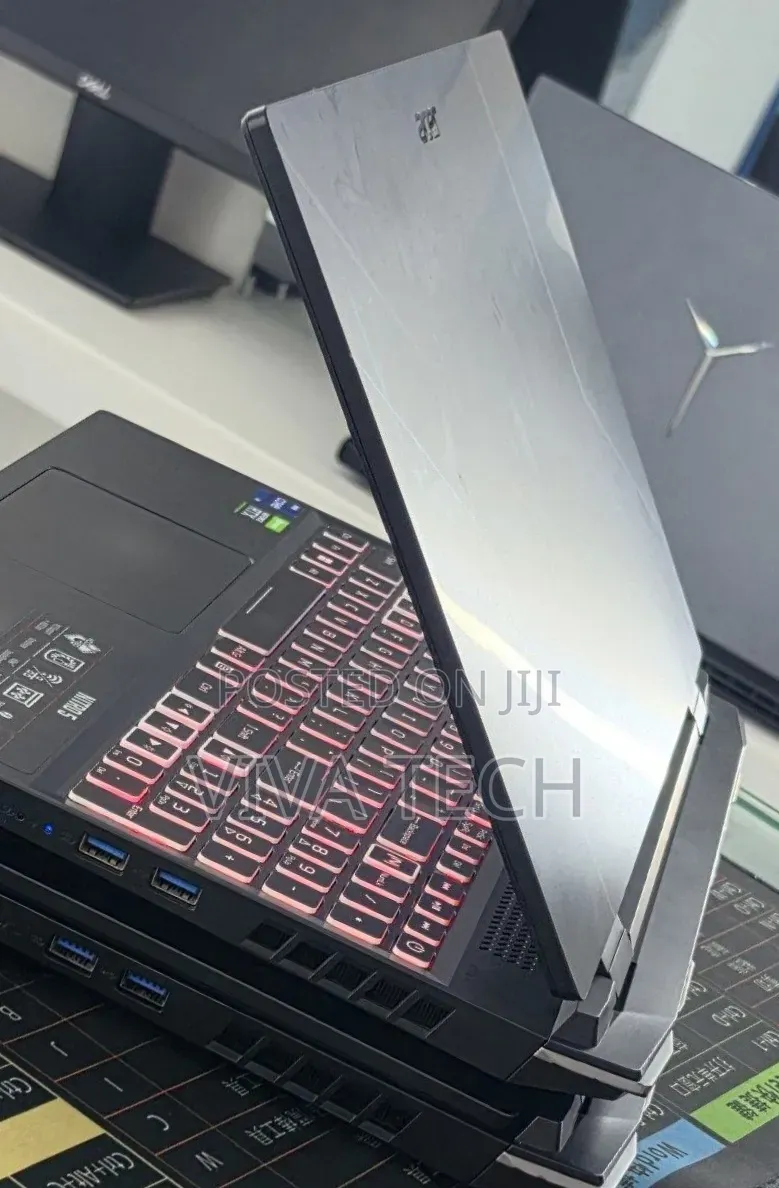 New Laptop Acer Nitro 5 16GB Intel Core i9 SSD 512GB