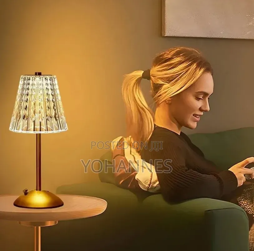Crystal Tablr Lamp