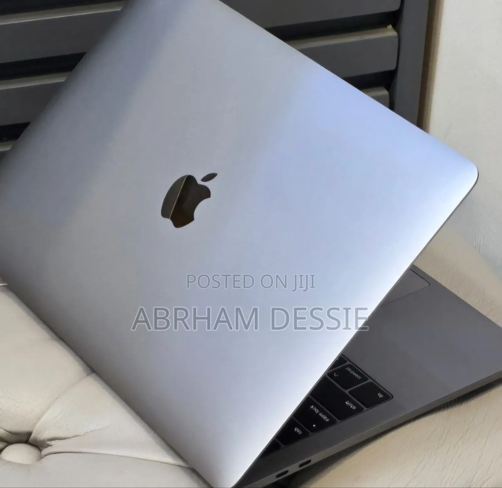 New Laptop Apple MacBook Pro 2019 16GB Intel Core i5 SSD 512GB