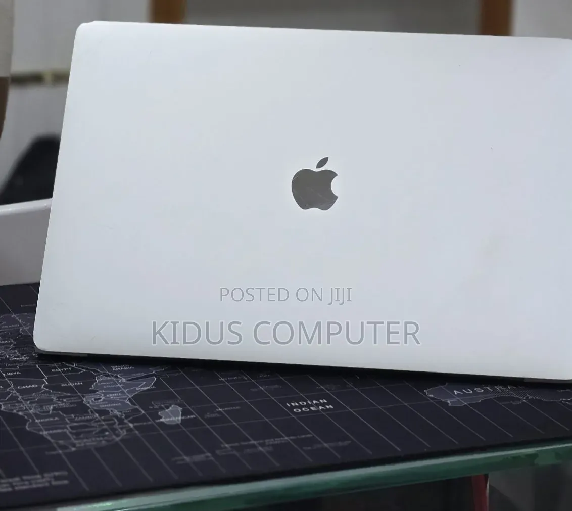 New Laptop Apple MacBook 2017 16GB Intel Core i7 SSD 512GB