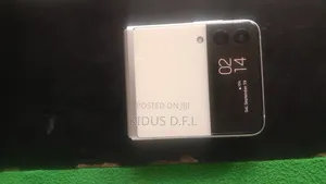 Samsung Galaxy Z Flip3 5G 128 GB White