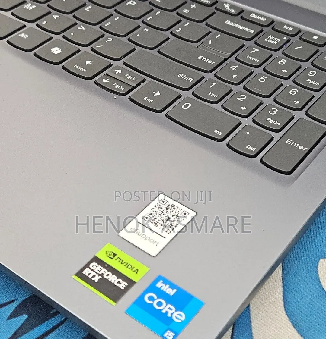 New Laptop Lenovo LOQ 15AHP10 16GB Intel Core i5 SSD 512GB