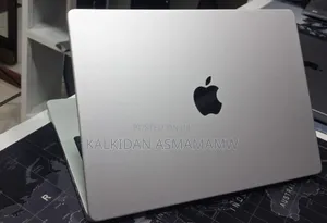 New Laptop Apple MacBook Pro 2024 M4 16GB Apple M4 SSD 512GB