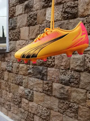 PUMA Ultra