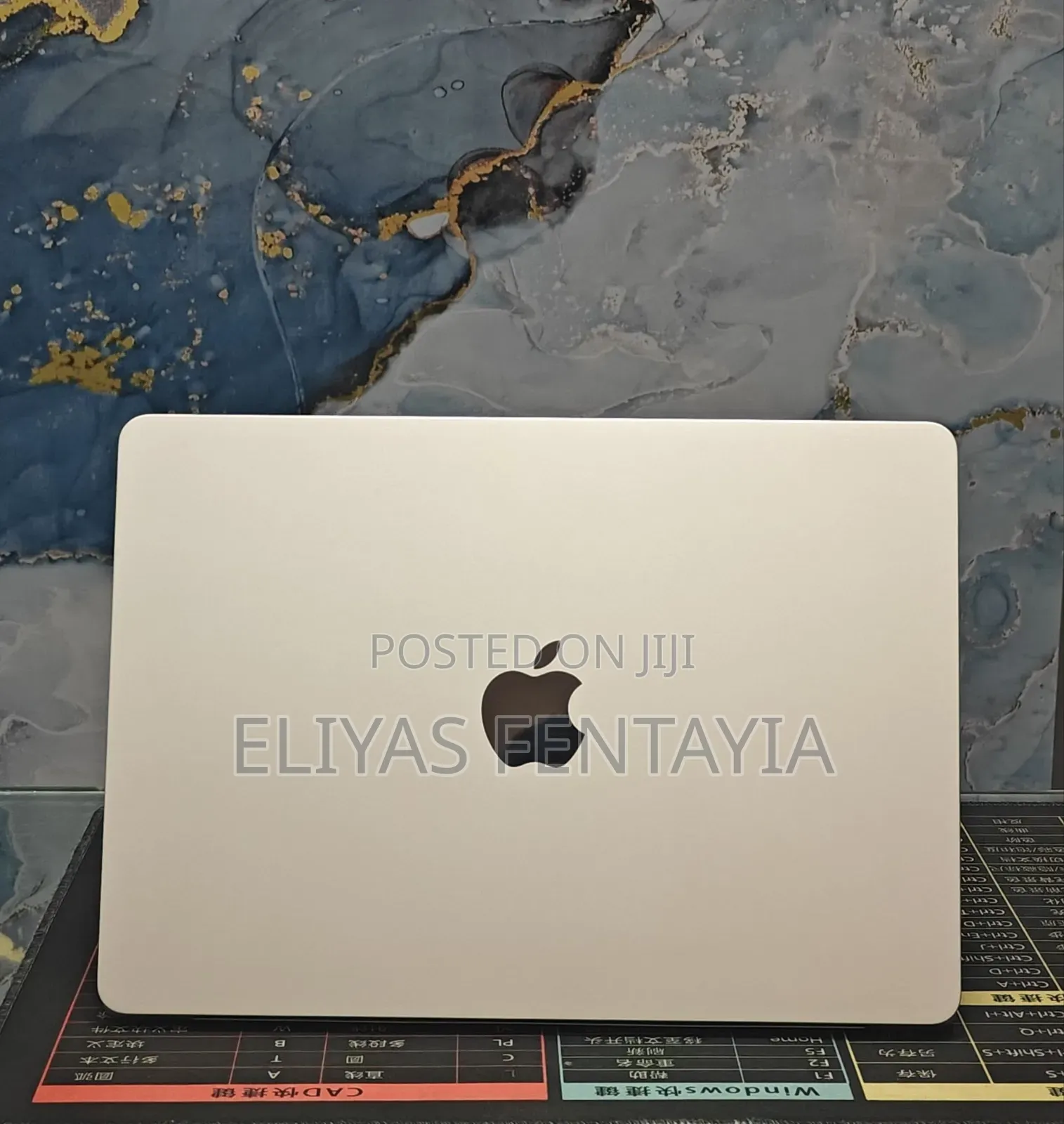 New Laptop Apple MacBook Air 2022 M2 8GB Intel Core i5 SSD 256GB