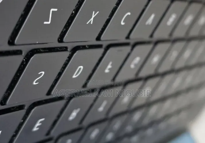 New Laptop Dell Precision 5550 16GB Intel Core i7 SSD 512GB