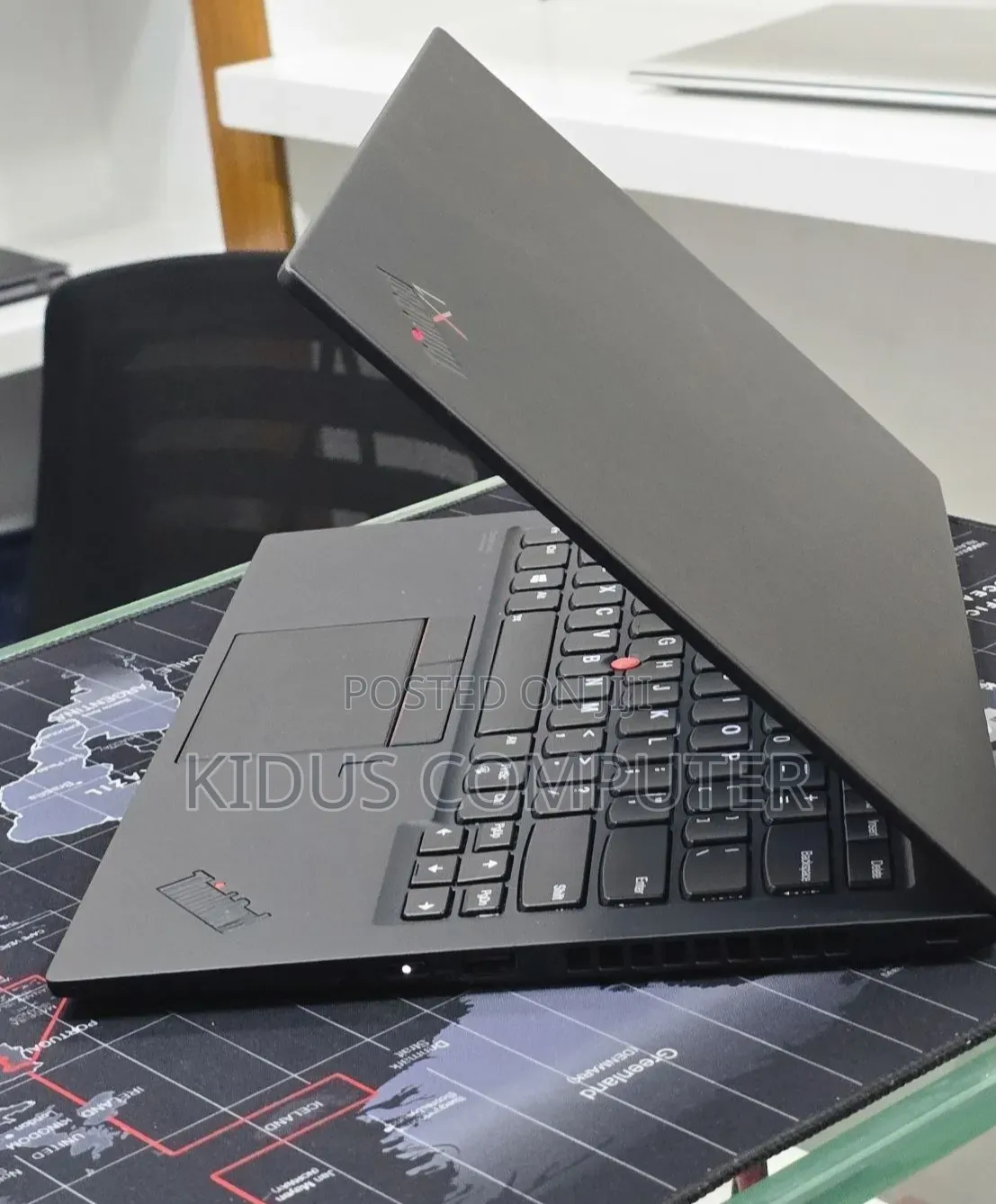New Laptop Lenovo ThinkPad X1 Carbon 16GB Intel Core i7 SSD 512GB