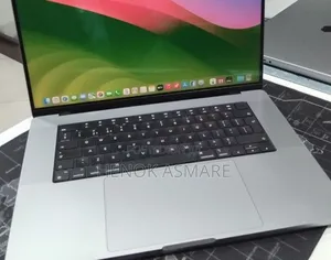 New Laptop Apple MacBook Pro 2024 M4 16GB Apple M4 SSD 512GB