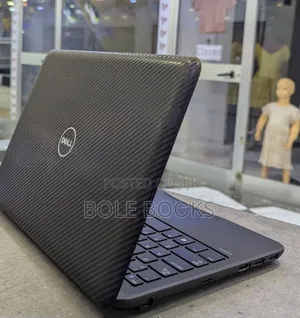 Laptop Dell Latitude 5310 4GB Intel Celeron SSD 128GB