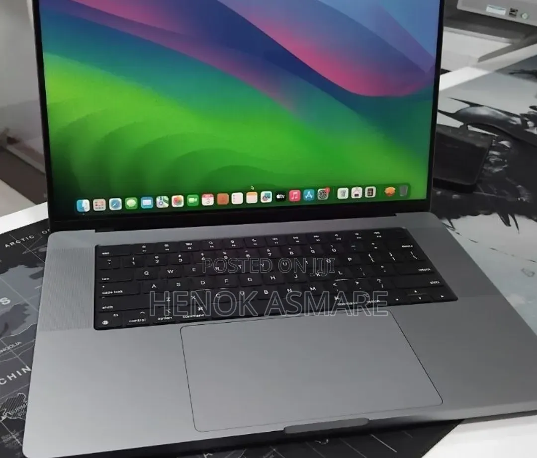 New Laptop Apple MacBook Pro 2021 M1 32GB Apple M1 SSD 1T