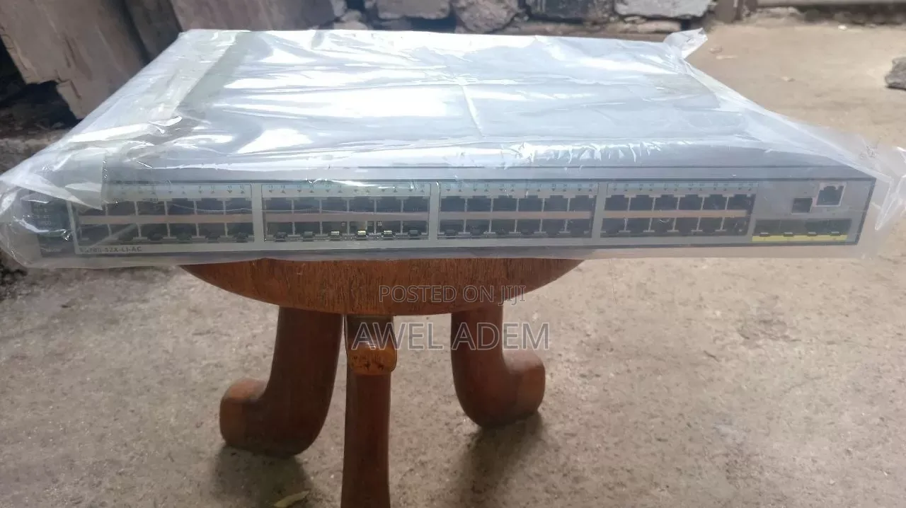Huawei Series S5700-52x-PWR-Li-AC 48,Ports 4-Port POE+ 10GE Switch