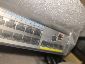 Huawei Series S5700-52x-PWR-Li-AC 48,Ports 4-Port POE+ 10GE Switch