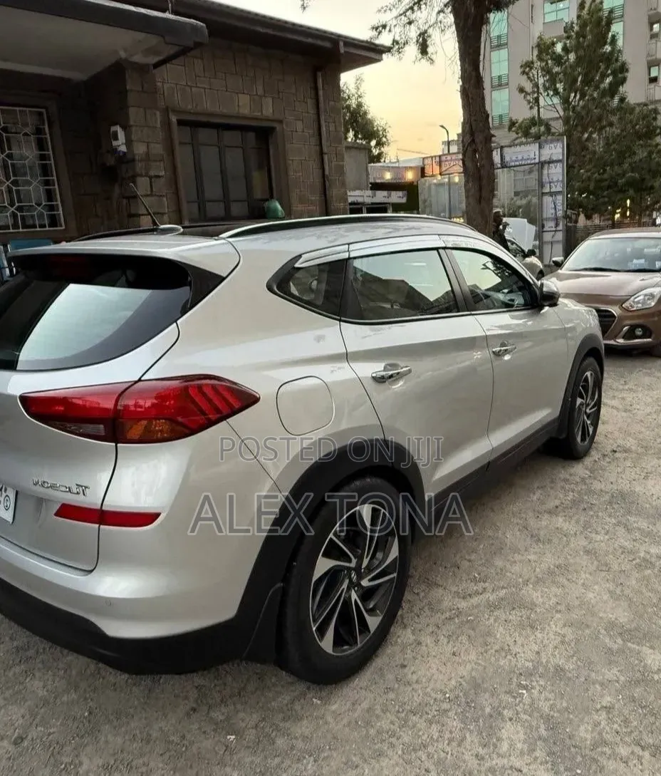 Hyundai Tucson 2020 Silver