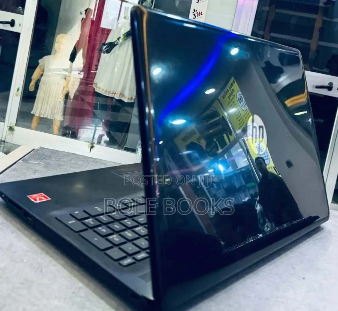 New Laptop HP Stream Notebook 8GB AMD Ryzen 3 SSD 1T