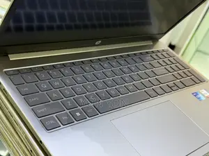 New Laptop HP 15S 16GB Intel Core i7 SSD 1T