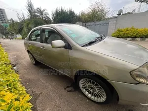 Toyota Corolla 2005 Gold
