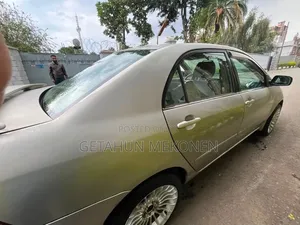 Toyota Corolla 2005 Gold