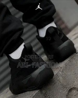 Nike Jordan Max Aura 7 Triple Black -Modern Casual Sneakers