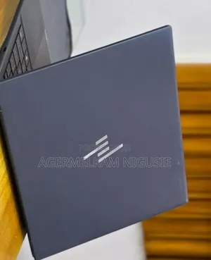 New Laptop HP Dragonfly Folio 16GB Intel Core i7 SSD 512GB