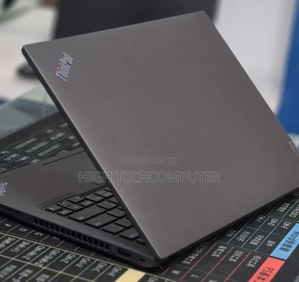 New Laptop Lenovo ThinkPad T14 16GB Intel Core i7 SSD 512GB