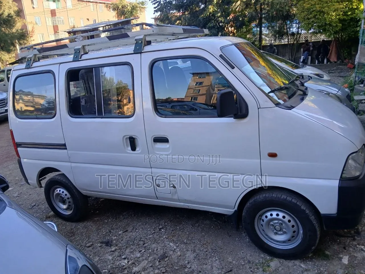 Suzuki Eeco 2024 White