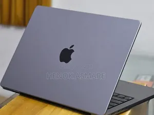 New Laptop Apple MacBook Pro 2021 M1 32GB Apple M1 SSD 512GB