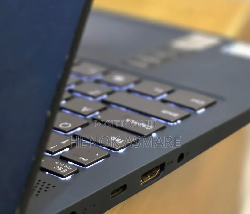 New Laptop Lenovo Ideapad 3 12GB Intel Core i7 SSD 512GB