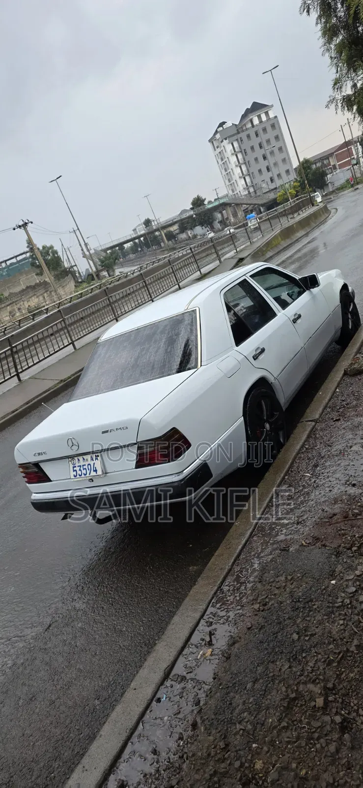 Mercedes-Benz E200 1992 White
