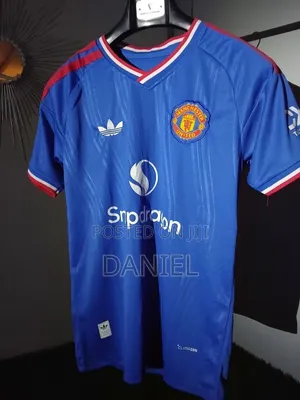 Manchester United Away Kit