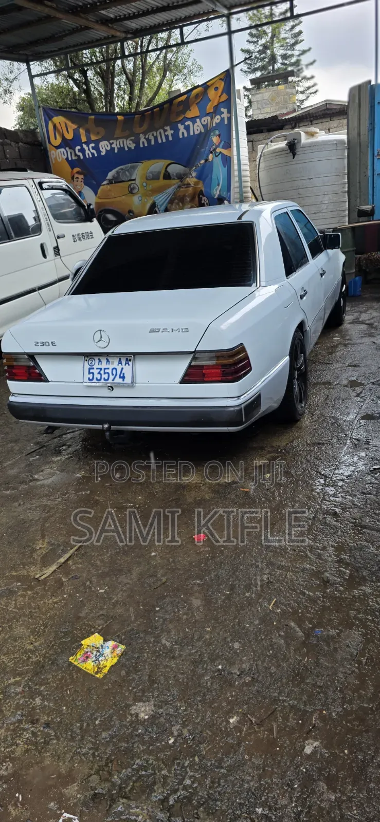 Mercedes-Benz E200 1992 White