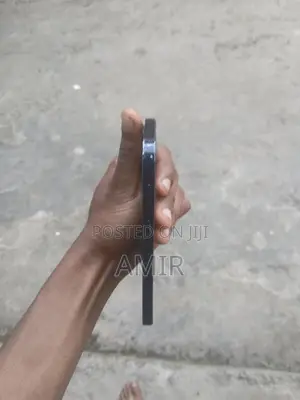 Apple iPhone 12 64 GB Black