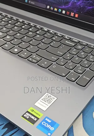 New Laptop Lenovo LOQ 15AHP10 16GB Intel Core i5 SSD 512GB