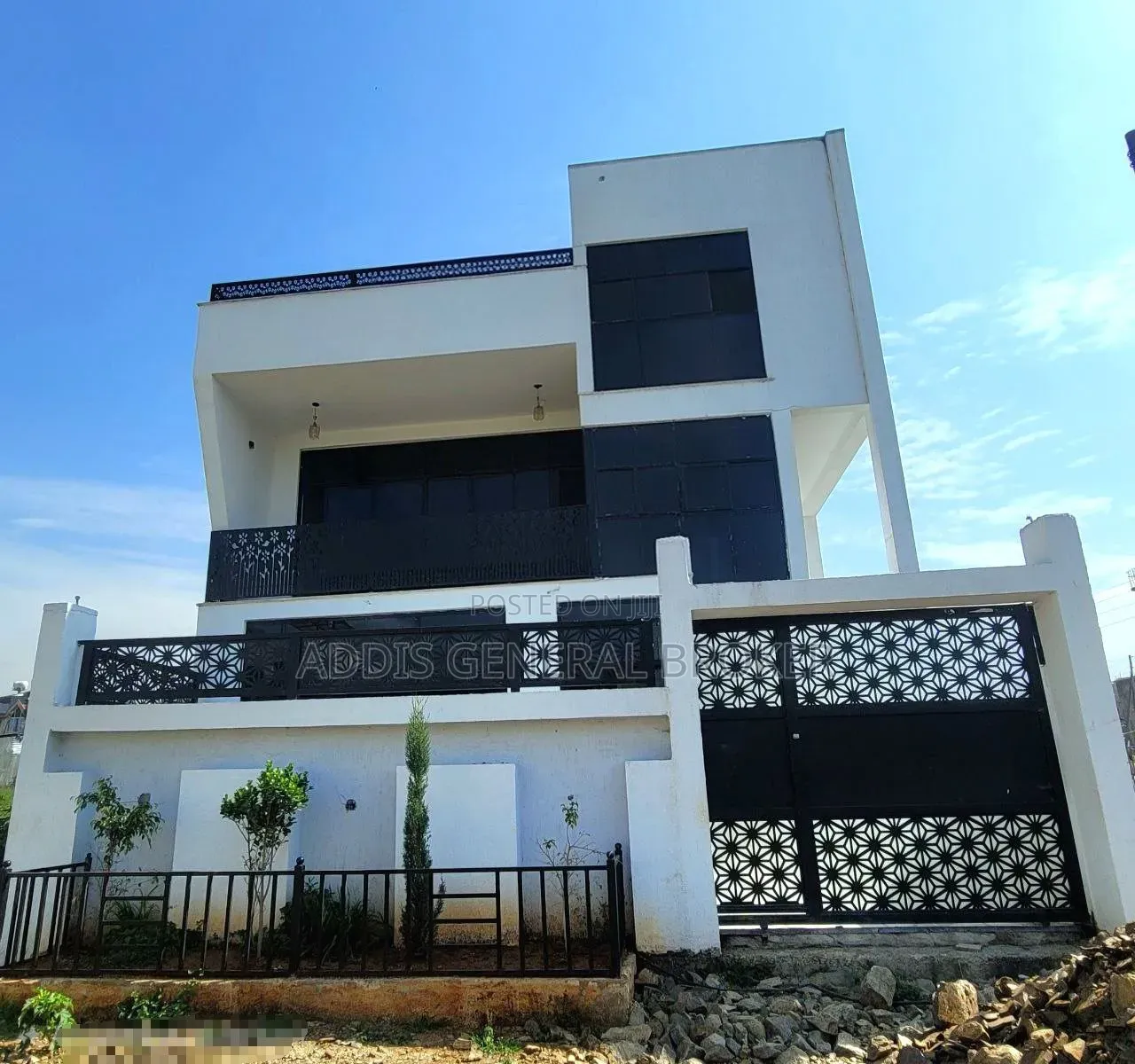 6bdrm House in Bulbula, Bole for sale