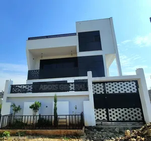 6bdrm House in Bulbula, Bole for sale