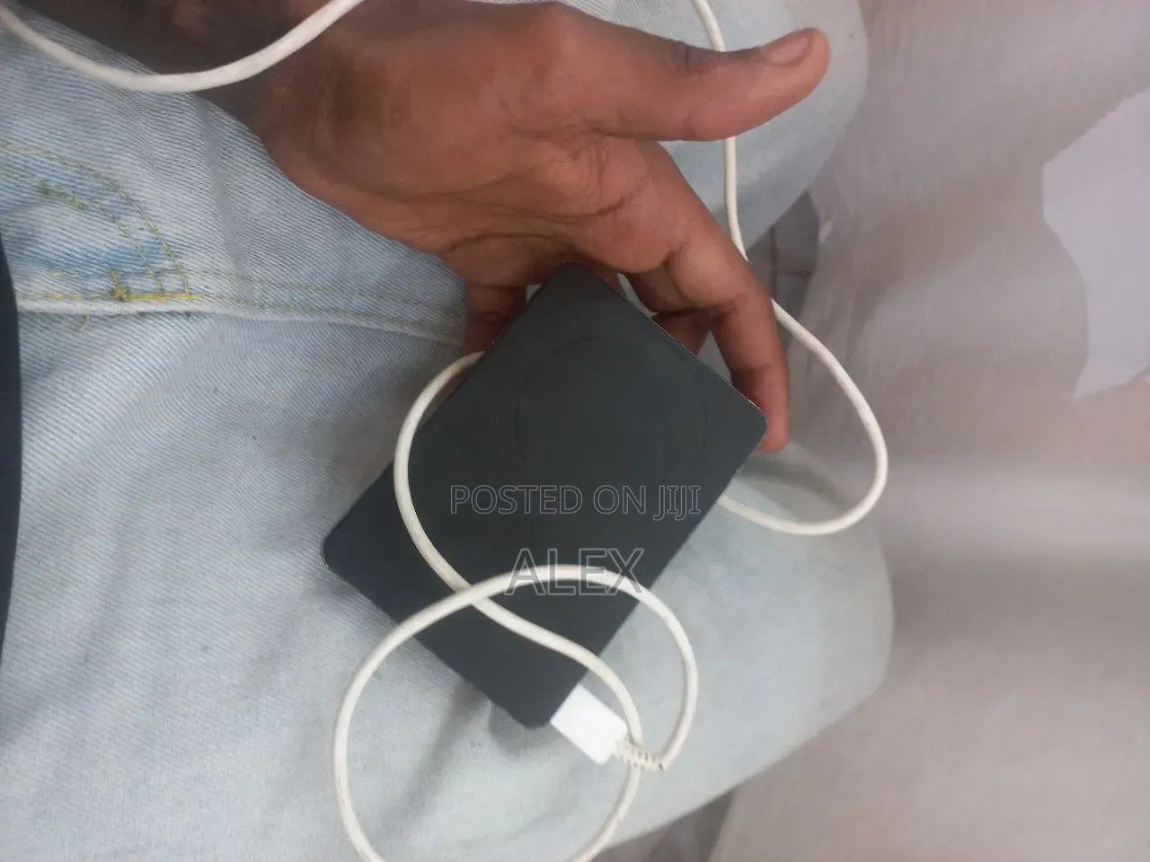 Wireless Power Bank