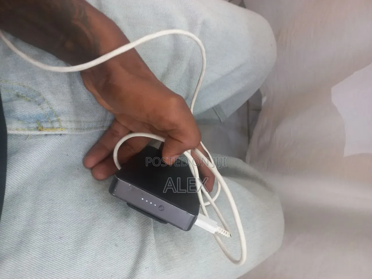 Wireless Power Bank