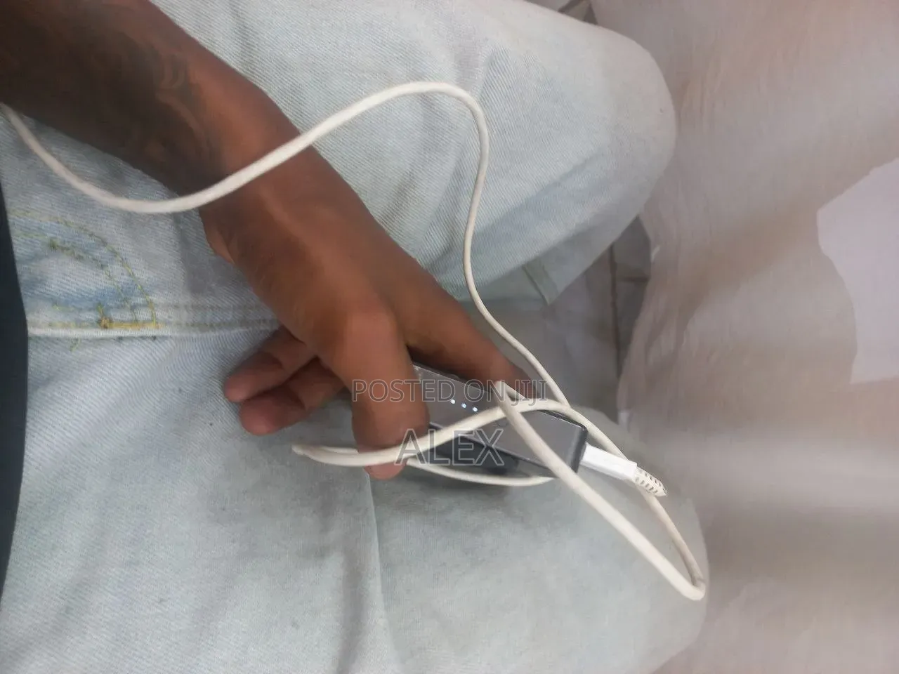 Wireless Power Bank