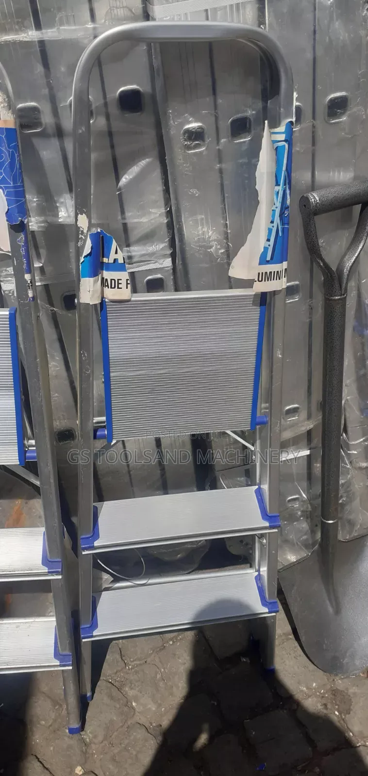 Telescopic Aluminum Ladder Extension Ladder