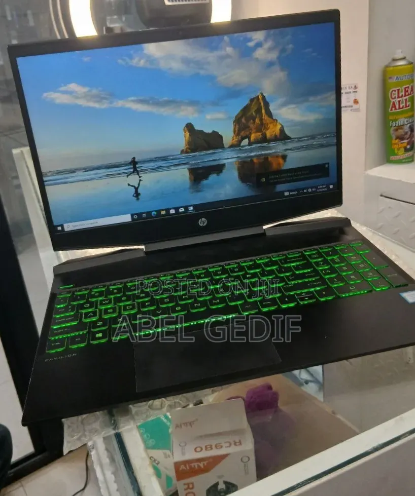 New Laptop HP Pavilion Gaming 15 2019 16GB Intel Core i5 SSD 512GB