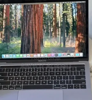 New Laptop Apple MacBook Pro 2019 16GB Intel Core 5 SSD 512GB