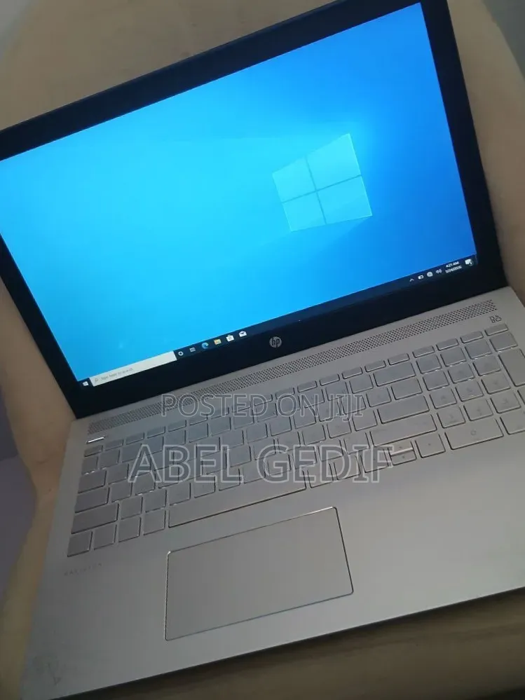 New Laptop HP Pavilion 15 16GB Intel Core i7 SSD 512GB