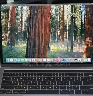 New Laptop Apple MacBook Pro 2019 16GB Intel Core i7 SSD 512GB